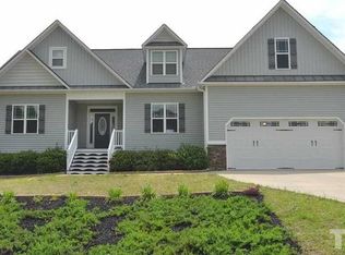 183 Carriage Creek Dr, Smithfield, NC 27577