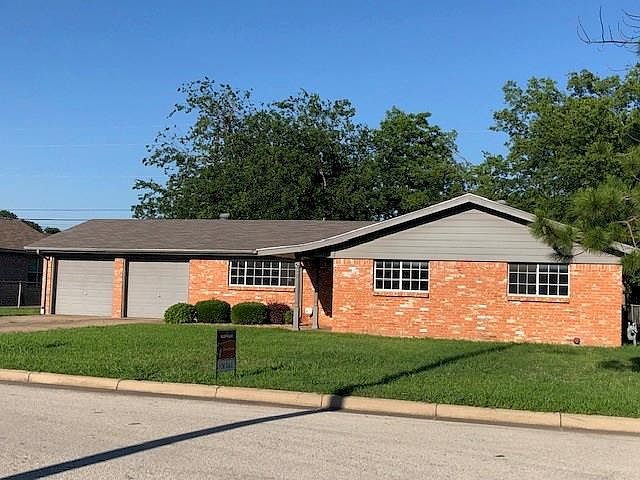 1st image of 1107 Paula Ln