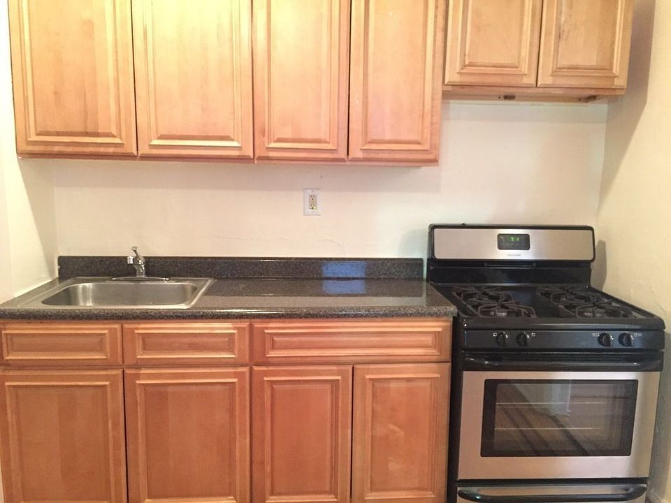 1st image of 436 New York Ave APT B8