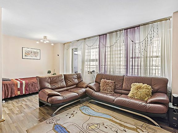 5th image of 458 Neptune Ave APT 13D