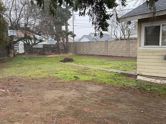 5th image of 801 S Satus Ave