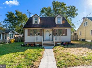 207 Hillcrest Ave, Baltimore, MD 21225