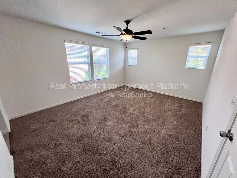 1484 Mosaic Way — Photo 14
