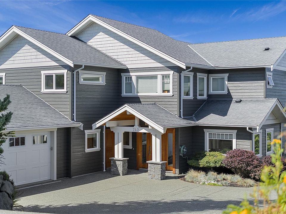 1st image of 742 Nelson Rd