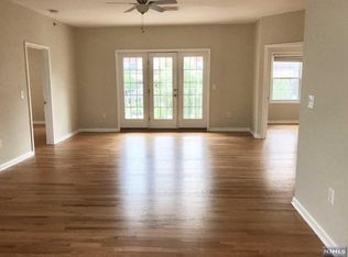 22 Fairmount Ave, Hackensack, NJ 07601