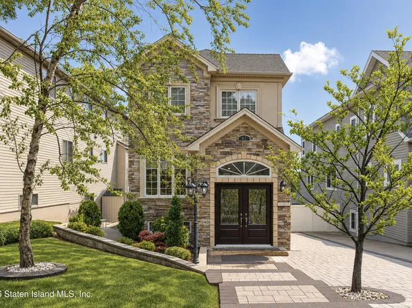 87 Woodland Ave, Staten Island, NY 10308