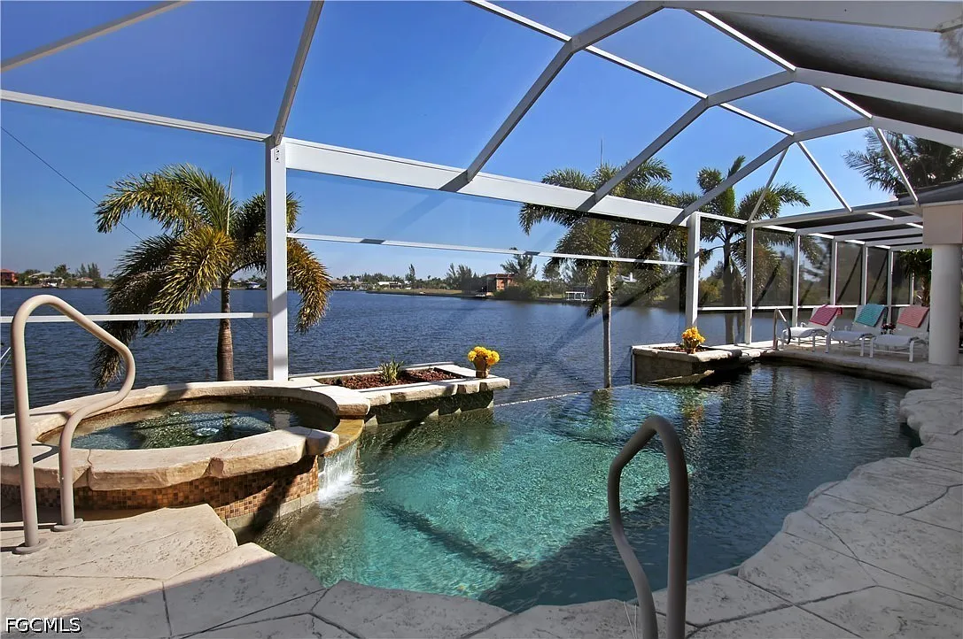 3 bed, 2.5 bath, 2906 sqft, $7,470 — Photo 1