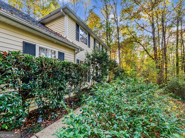 479 Bradshaw Ln, Canton, GA 30115