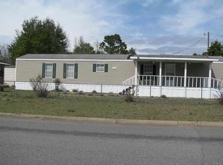 2130 Buckingham Rd, Pensacola, FL 32526