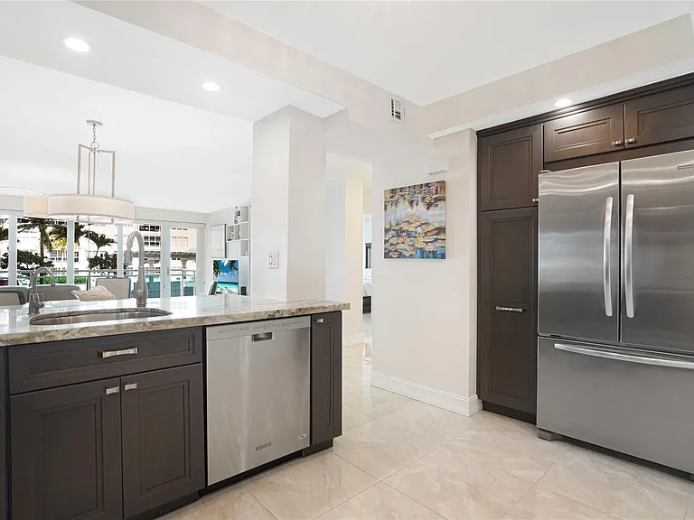 3430 Galt Ocean Dr #304 — Photo 9