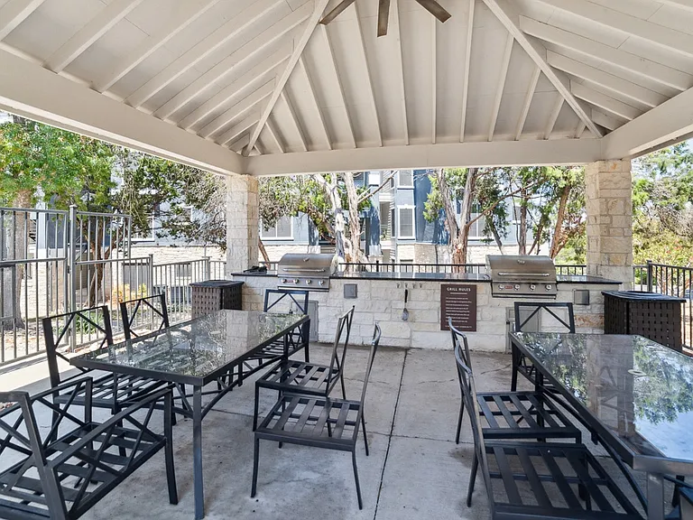 Outdoor Grilling Area