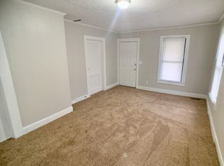 2223 Irma St, Charlotte, NC 28216
