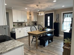 300 E Washington St UNIT 10M, North Attleboro, MA 02760