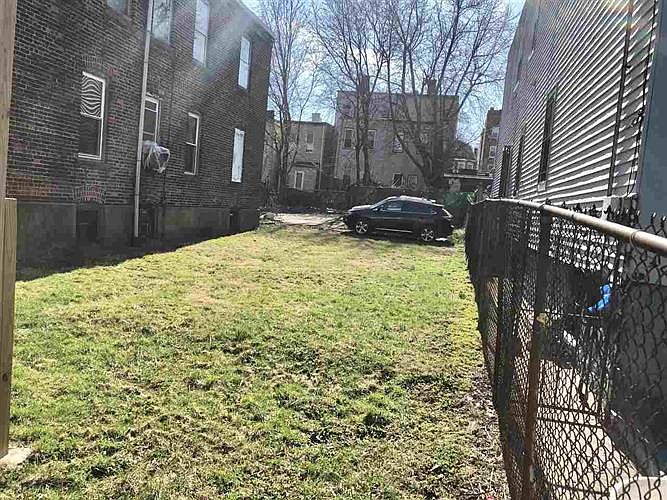 1st image of 107 Orient Ave