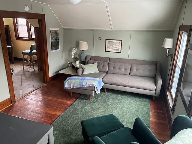 117 Green St — Photo 2