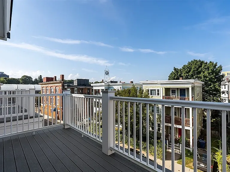 11 Woodlawn St #2 — Photo 8