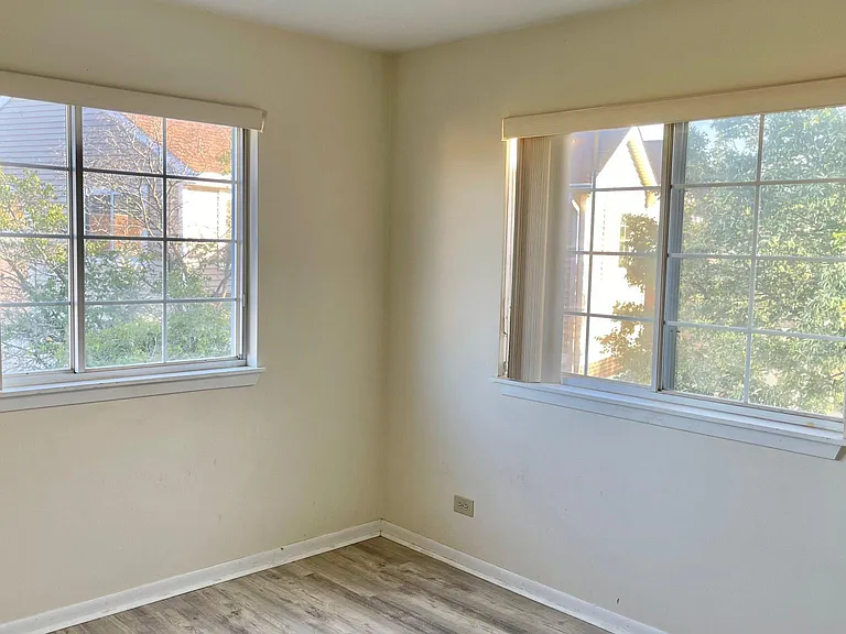 823 Addison Ave — Photo 15