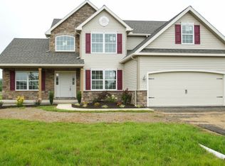 304 Sofia Blvd, Blandon, PA 19510