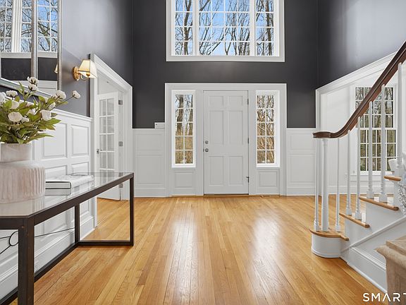 2nd image of 677 Eleven O Clock Road