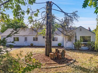 11512 NE Couch St, Portland, OR, 97220