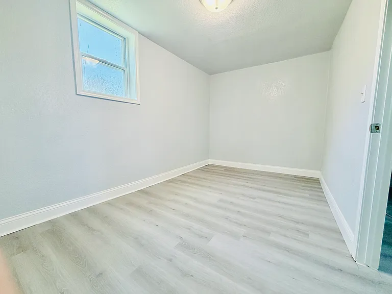 1713 Maple St #1 — Photo 10