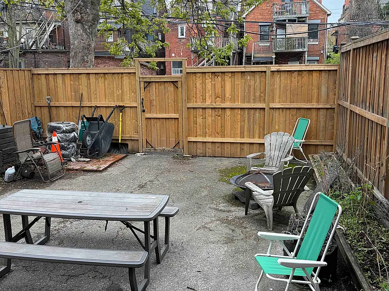 104 Cowan Ave #1 — Photo 16
