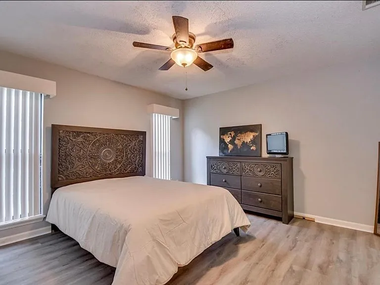 Colony Place Dr — Photo 7