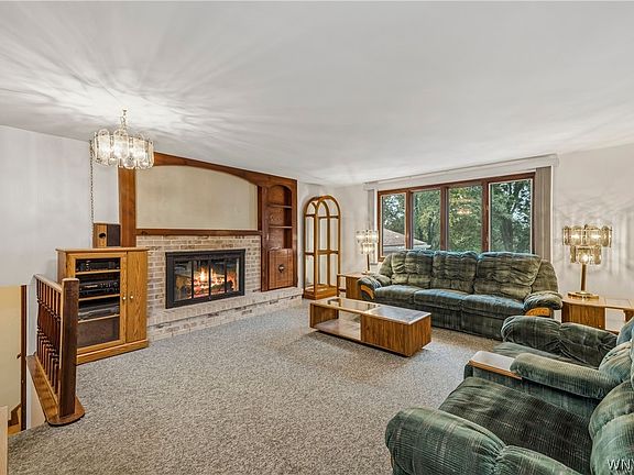 5th image of 6392 Locust Street Ext