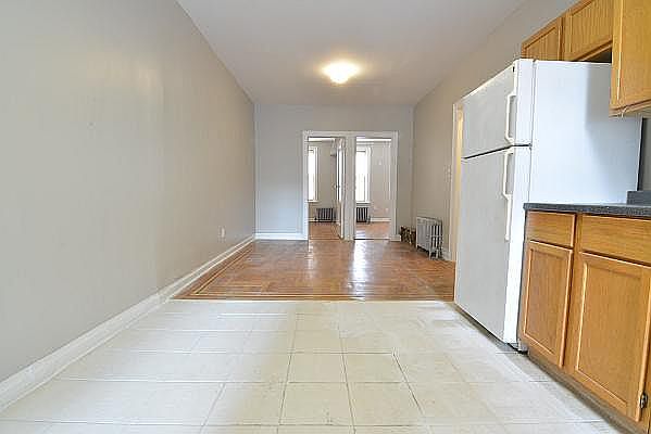 1st image of 331 Grand St APT 3