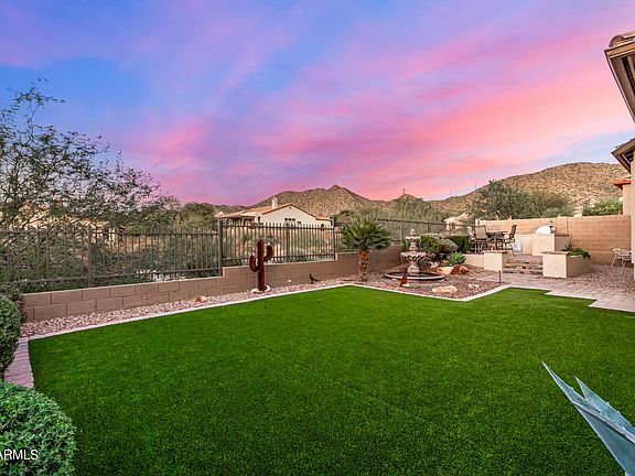 3rd image of 8136 E SUGARLOAF Circle