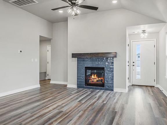 3rd image of 3710 Eureka Dr