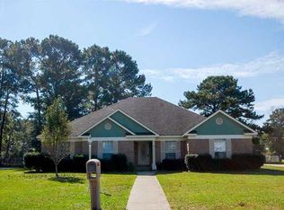 3829 Saint Andrews Dr, Mobile, AL 36693