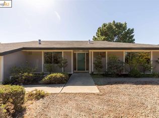 997 Leneve Pl, El Cerrito, CA