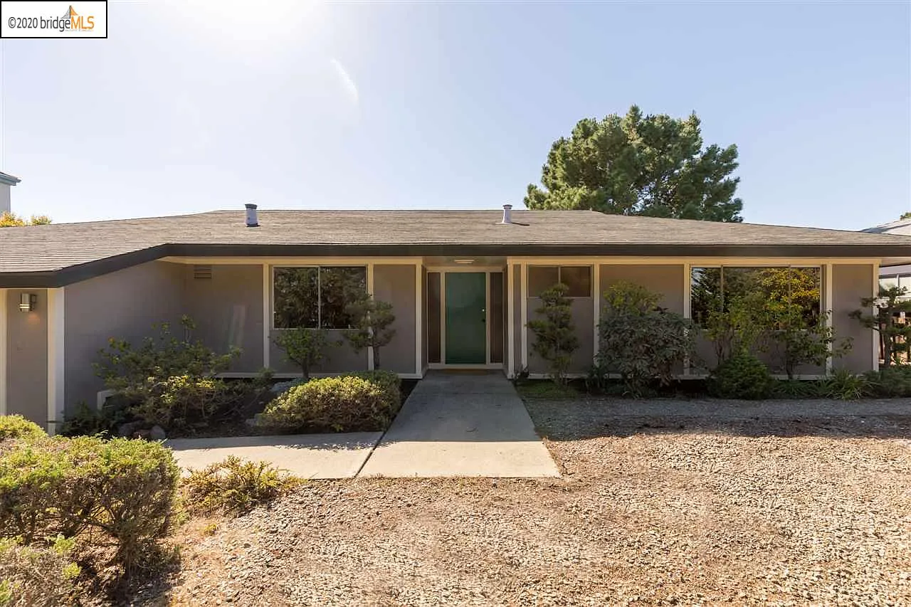 997 Leneve Pl photo 1
