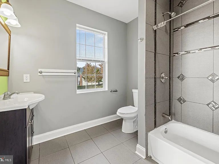 2621 Stenhouse Pl — Photo 23