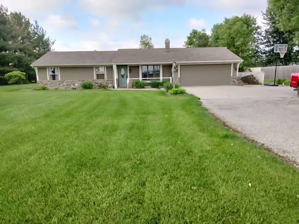 26022 Foote Rd, Harlan, IN 46743