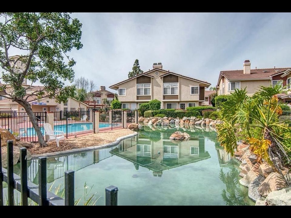 1st image of 10100 Palm Glen Dr Unit 5