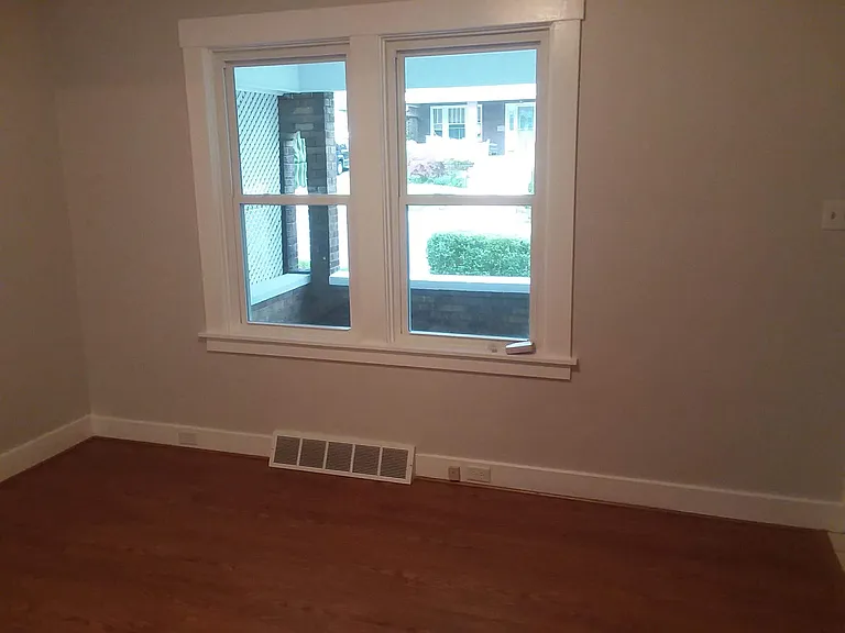 902 Kennebec St — Photo 10