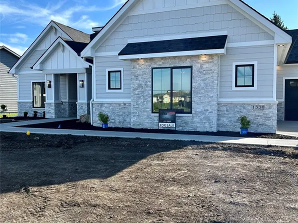 1330 25th Ave SW, Altoona, IA 50009