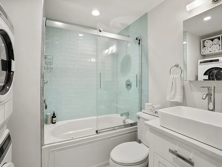 45 Saint Botolph St #203 — Photo 11