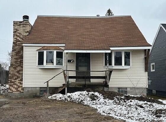 1st image of 110 W 12th Ave