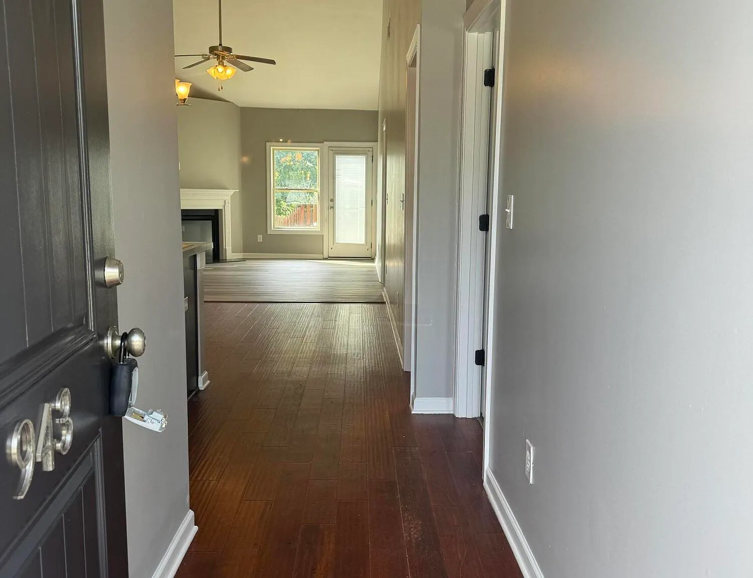 3 bed, 2.0 bath, 1285 sqft, $1,650 — Photo 2
