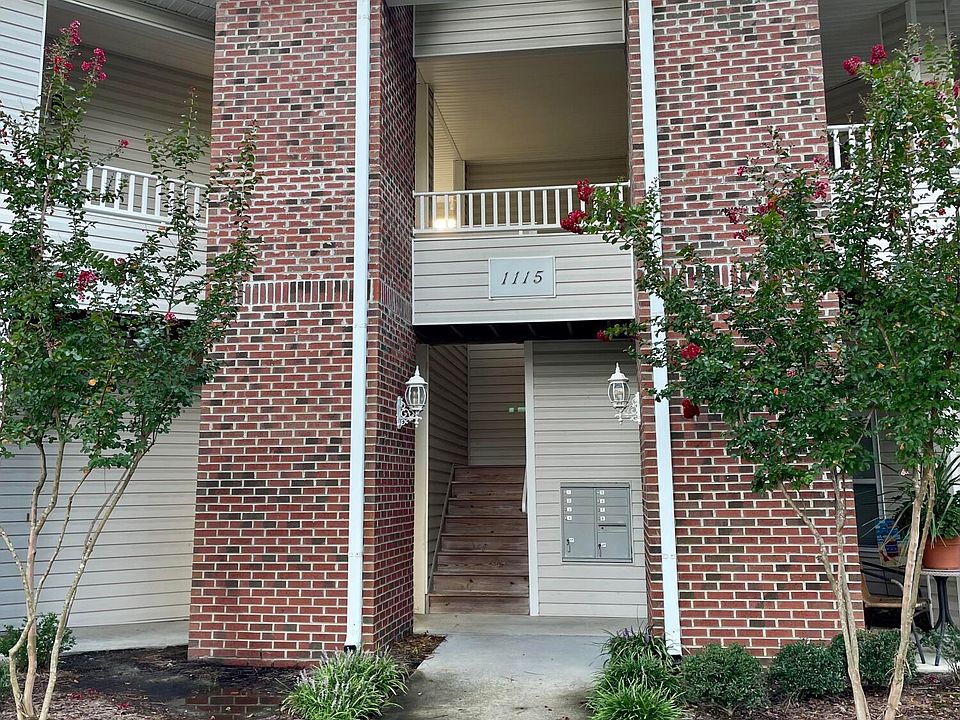 1st image of 1115 Turtle Creek Drive #F