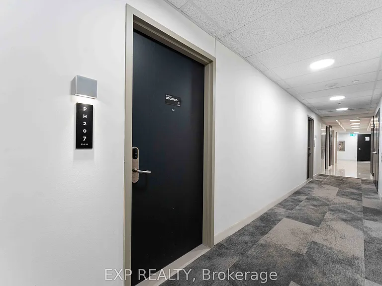 180 George St #2607 — Photo 18