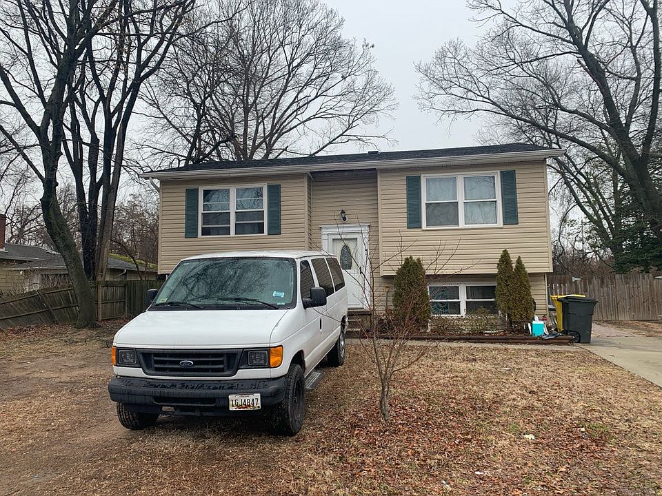 1st image of 820 Marley Ave