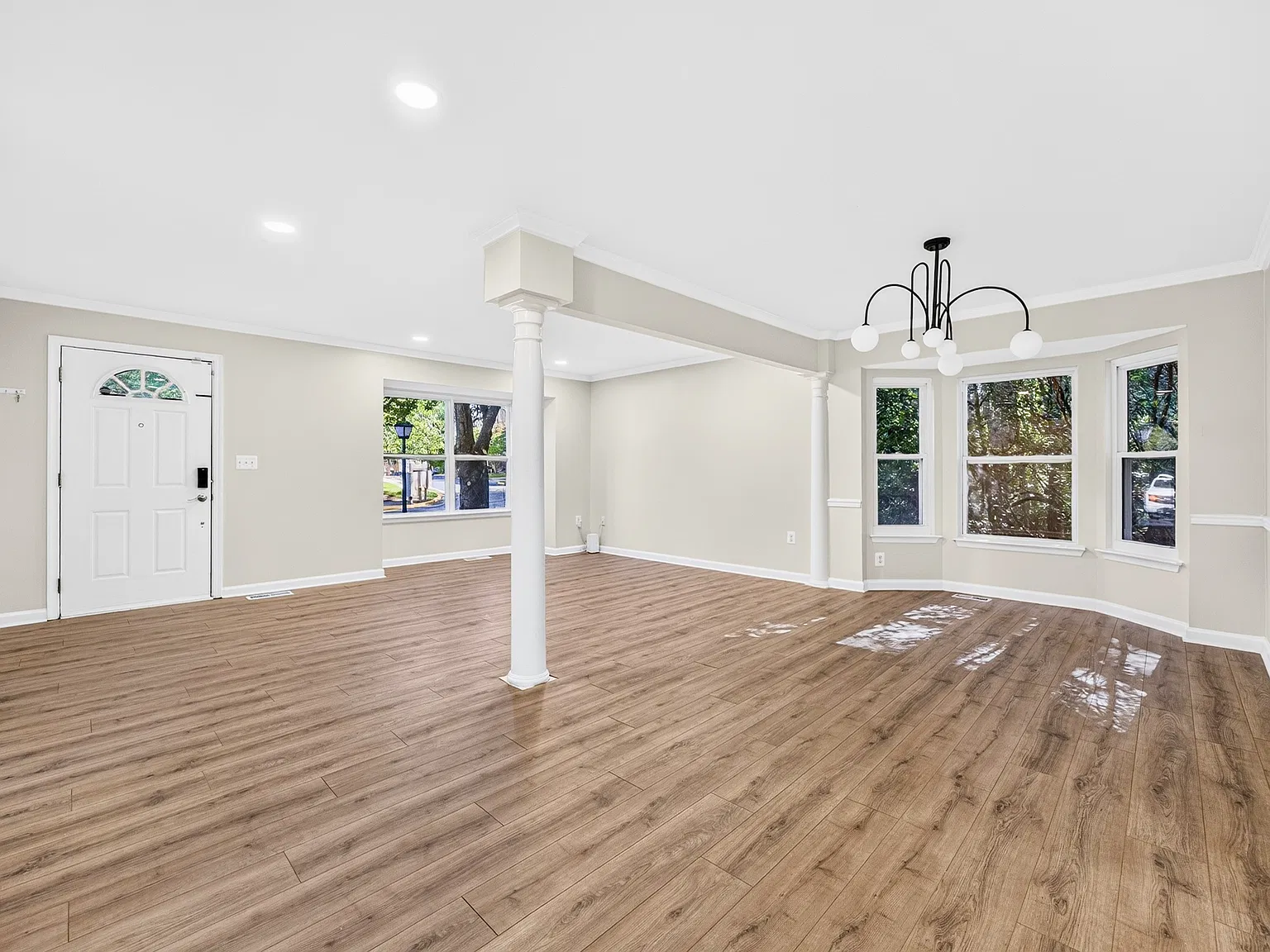 201 Park Brook Ct — Photo 4