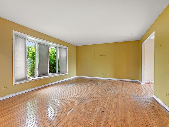 5th image of 16154 85th Ave