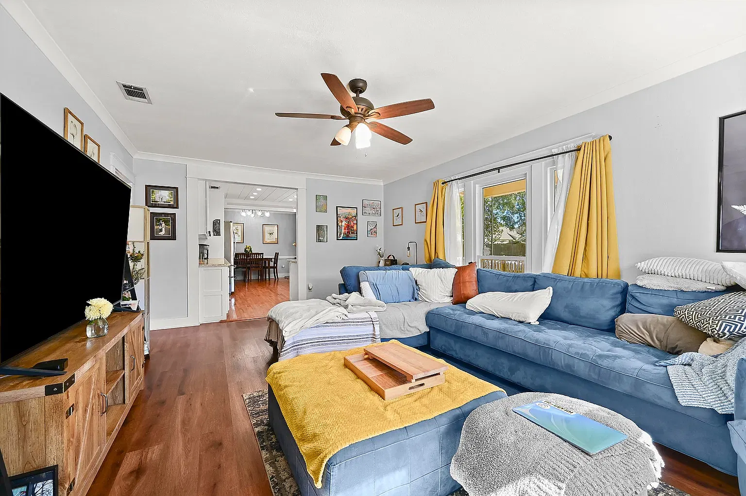 3 bed, 1500 sqft, $2,200 — Photo 2
