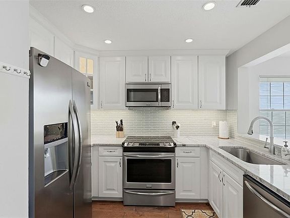 3rd image of 6817 STONES THROW CIRCLE N #17208