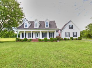 153 Silverstone Dr, Murfreesboro, TN 37130